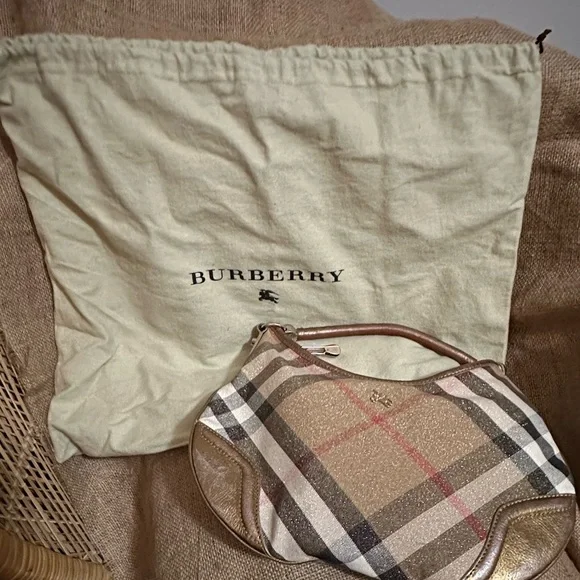 Burberry Metallic ✨ Beige Nova Check Canvas & Leather Hobo Bag 🤎❤️🖤🤍 w/dustbag - Picture 3 of 13